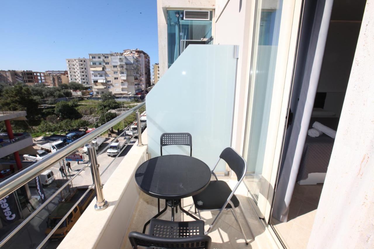 Nika Hotel Sarande Ngoại thất bức ảnh
